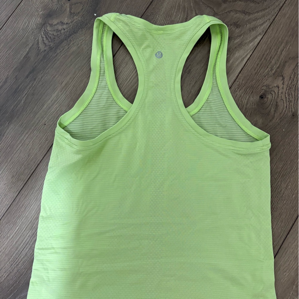Lululemon Swiftly Tech Racerback Tank Top 2.0 in the color Neo Mint